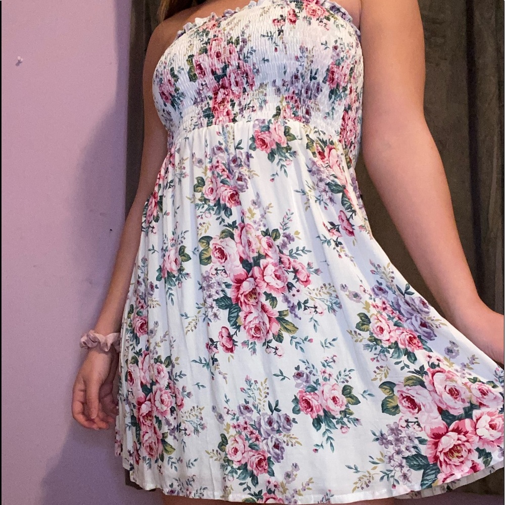 Forever 21 strapless floral dress